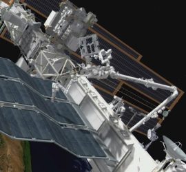 NASA построит отель для роботов на МКС