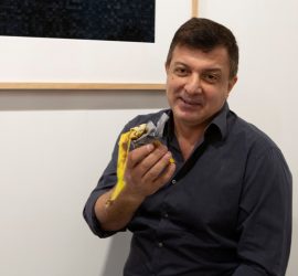 Грузинский художник съел экспонат стоимостью 120 тысяч долларов