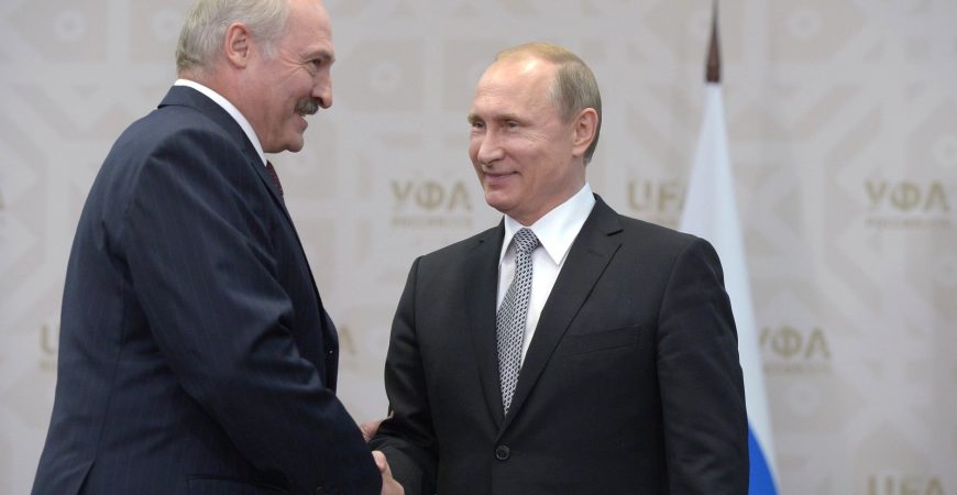 Протесты в Беларуси: встреча Лукашенко с Путиным, бесчинства силовиков