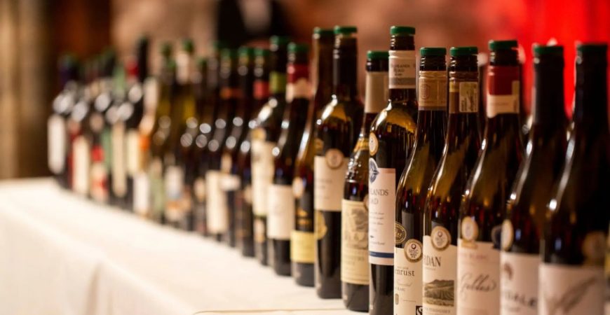 Где нужно хранить откупоренное вино, чтобы оно долго оставалось вкусным и свежим: простой лайфхак
