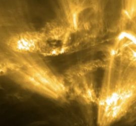 Дождь из комет: астрологи заметили на Солнце редкое явление