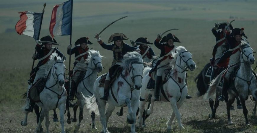 Вышел дебютный трейлер фильма «Наполеон» Ридли Скотта с Хоакином Фениксом и Ванессой Кирби