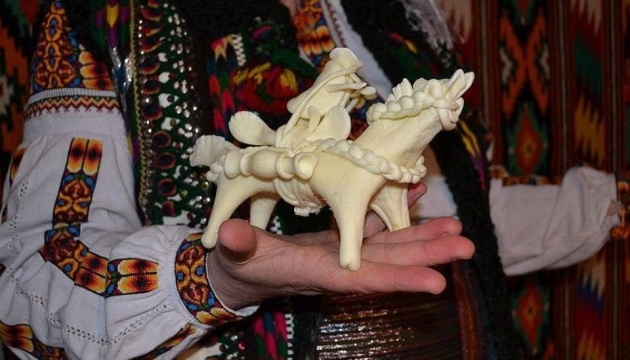 На Прикарпатье инициируют внесение сырной игрушки в список культурного наследия Украины