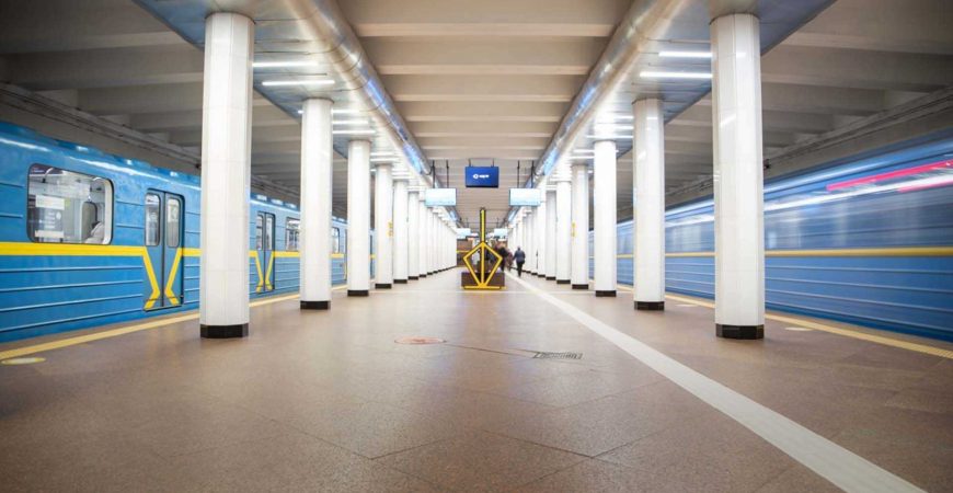 Закрытие синих станций метро в Киеве когда возобновят движение поездов